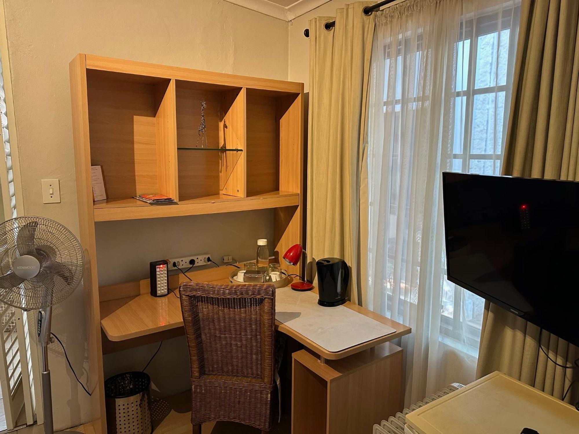 Melville Turret Guesthouse Johannesburg Ngoại thất bức ảnh